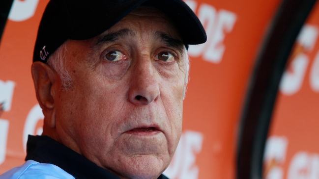 Nelson Acosta está en Cuidados Intermedios y familia mantendrá en reserva su estado