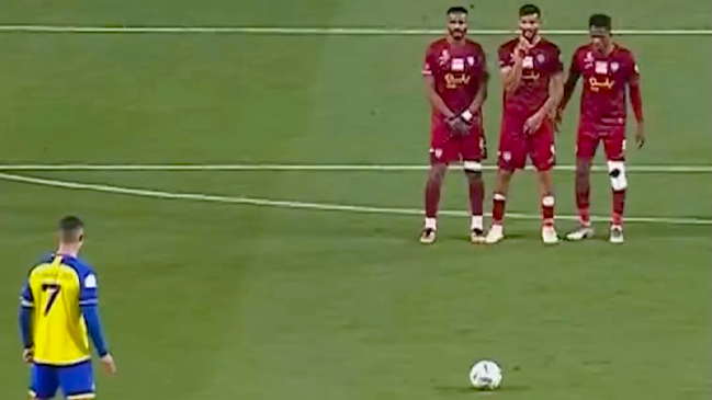 Cristiano Ronaldo anotó un golazo de tiro libre para el triunfo de Al Nassr en Arabia Saudita