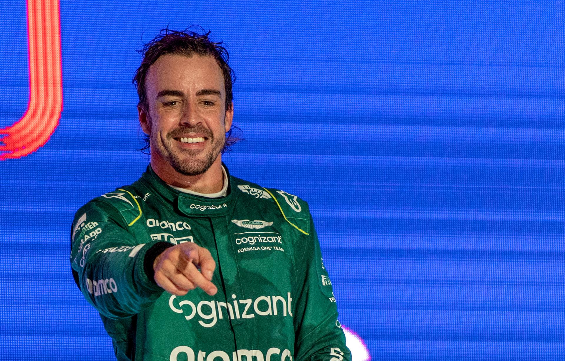 Fernando Alonso recuperó el podio en el Gran Premio de Arabia Saudita tras decisión de la FIA
