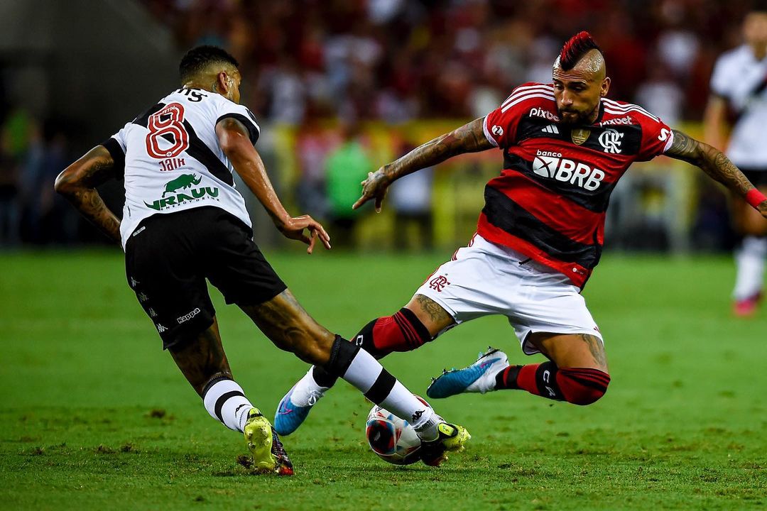 Flamengo de Arturo Vidal venció a Vasco da Gama y pasó a la final del Campeonato Carioca