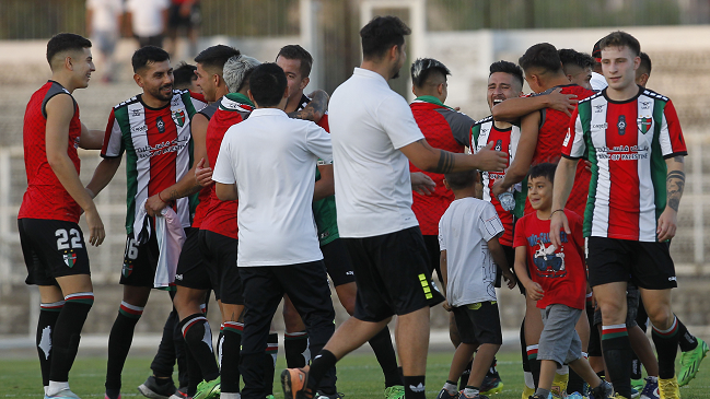 Jugador de Palestino fue detenido junto a sujeto con casi 60 aprehensiones anteriores