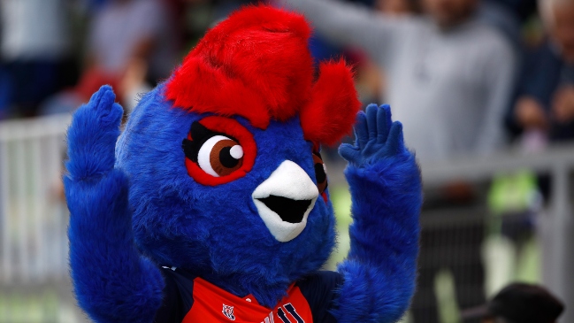 Arbitro denunció a corpóreo de la U por “actividad no autorizada” en el Estadio “Elías Figueroa”