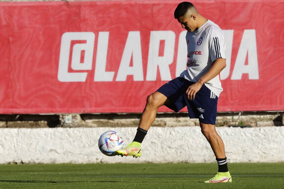 La práctica de este martes de La Roja pensando en el duelo ante Paraguay