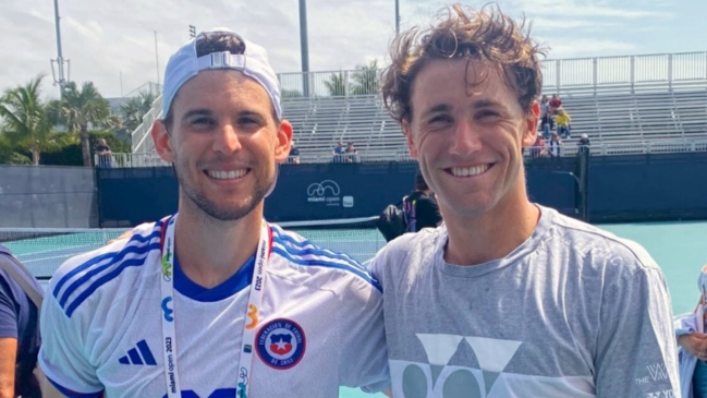 Dominic Thiem entrenó con la camiseta de la selección chilena en Miami