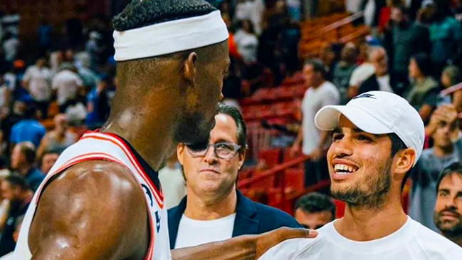 Alcaraz presenció la victoria de Miami Heat sobre New York Knicks