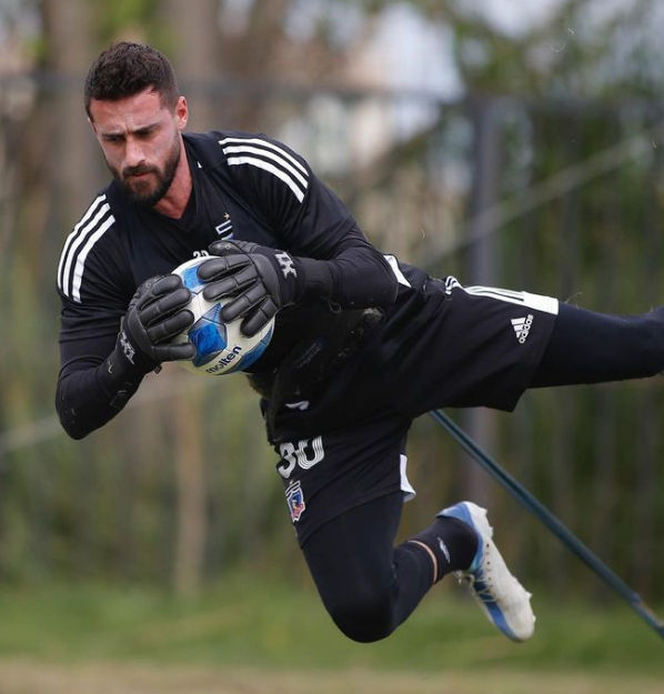 El 11 que parará Colo Colo en el amistoso ante Colón en la despedida de Esteban Paredes