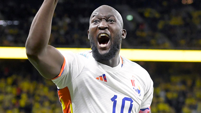 Un triplete de Romelu Lukaku para Bélgica opacó el retorno de Zlatan Ibrahimovic a Suecia