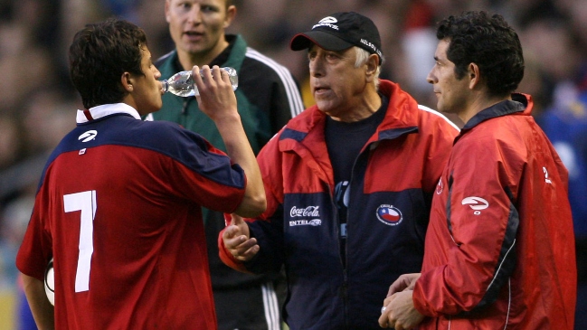 Alexis aseguró que Nelson Acosta fue el DT que más lo marcó: Me hizo debutar y me enseñó