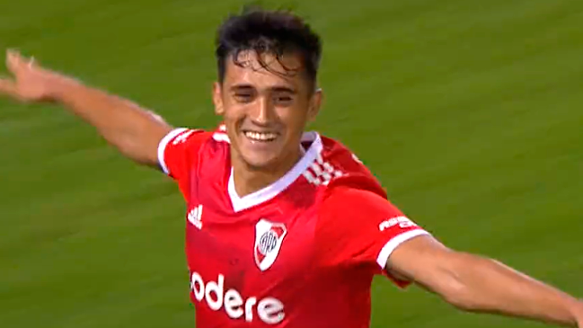 [VIDEO] Pablo Solari marcó el cuarto gol de River Plate sobre U. de Chile