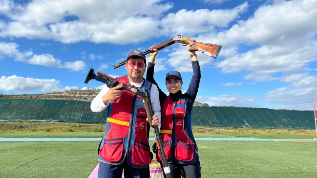 Chile sumó nuevo bronce en Copa del Mundo de tiro de la mano de Crovetto y Flores