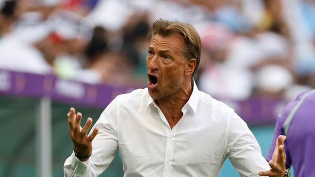 La Federación de Fútbol de Arabia Saudita oficializó la renuncia de Herve Renard como DT
