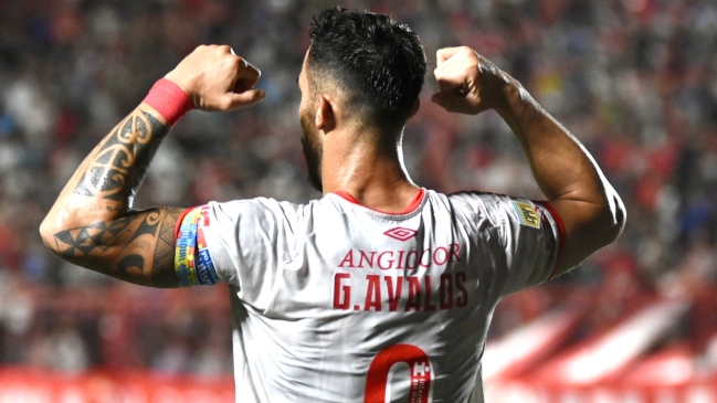 Gabriel Avalos marcó en victoria de Argentinos Juniors contra Godoy Cruz de Thomas Galdames