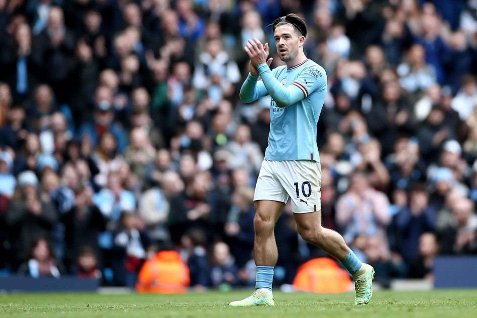 Manchester City tuvo una contundente reacción para doblegar a Liverpool en el Estadio Etihad