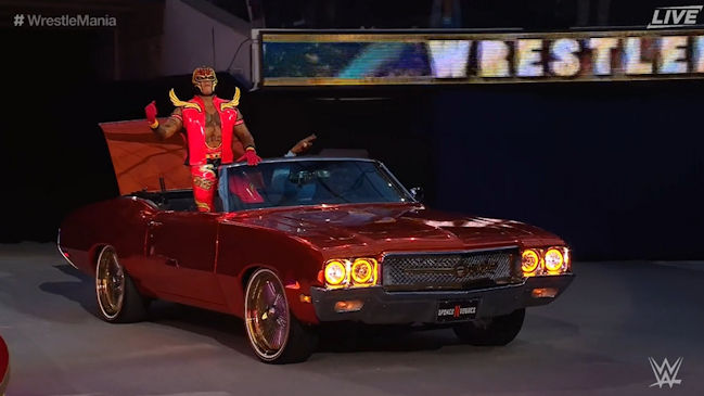 Rey Mysterio rindió tributo a Eddie Guerrero en su entrada en Wrestlemania 39