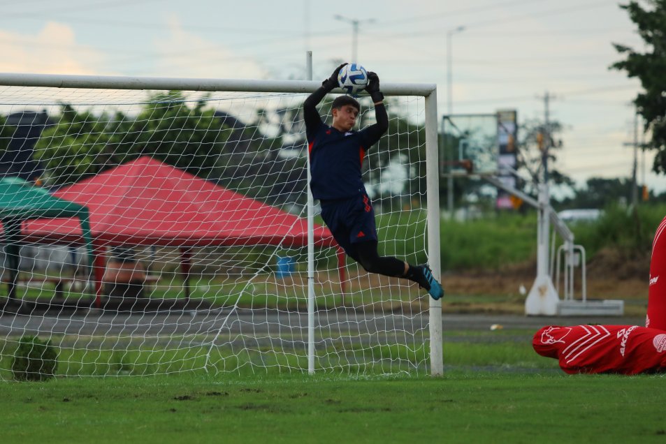 La Roja sub 17 realizó su última práctica antes de crucial duelo ante Colombia