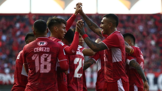 Paramédico de Ñublense fue denunciado por empujar al árbitro: “Muévete vo no más”