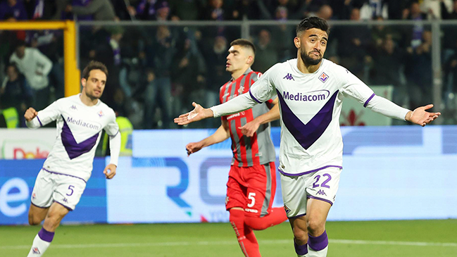 Fiorentina amargó a Cremonese de Galdames y se acercó a la final de la Copa de Italia