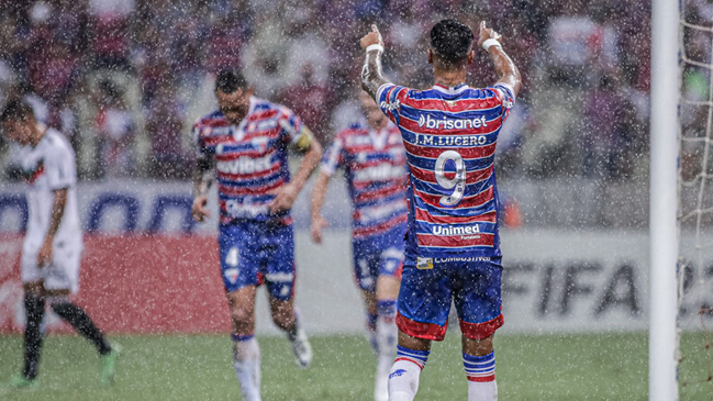 El gol de Juan Martín Lucero en la paliza de Fortaleza a Palestino por la Sudamericana