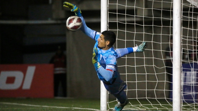 La tanda de penales con la que U. Católica se salvó del papelón ante Colina