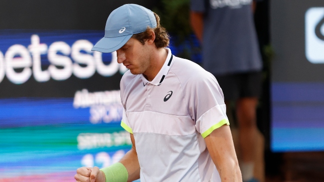 Nicolás Jarry sacó a relucir su mejor repertorio para aplastar a Coric en Montecarlo