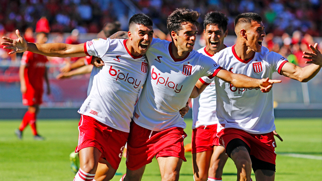 Romero compensó su autogol dando la victoria a Estudiantes en la recta final contra Independiente