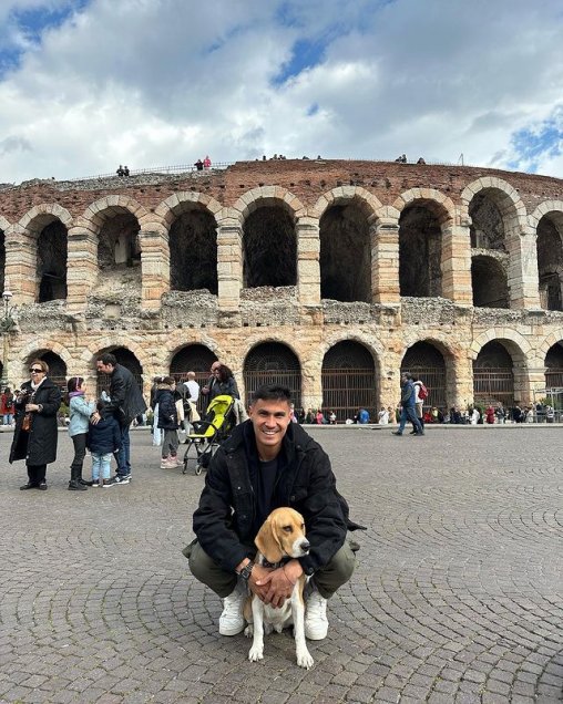 Pablo Galdames pasó Domingo de Resurrección en Roma con Vesta Lugg