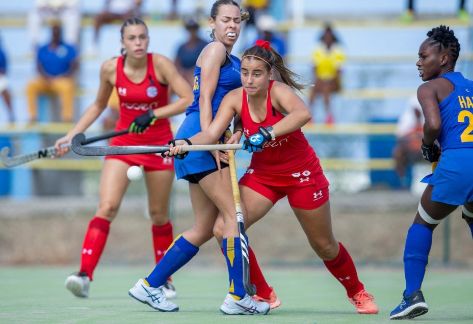 Las Diablas Junior debutaron con un abultado triunfo en el Panamericano