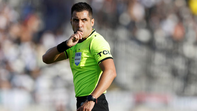 Cristián Garay fue el designado para arbitrar el clásico entre Universidad Católica y Colo Colo