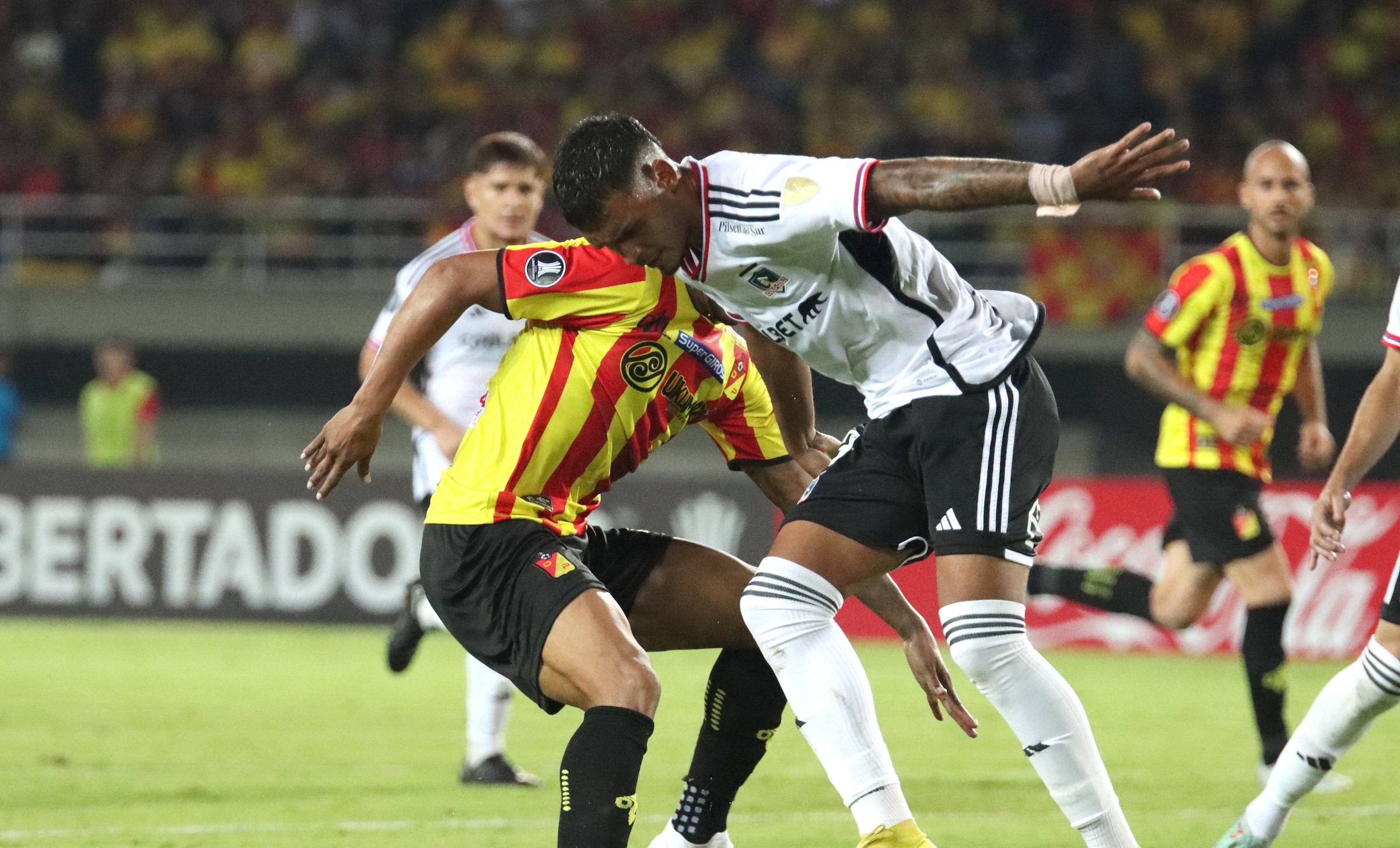 Conmebol destacó las labores defensivas de Daniel Gutiérrez en la Copa Libertadores