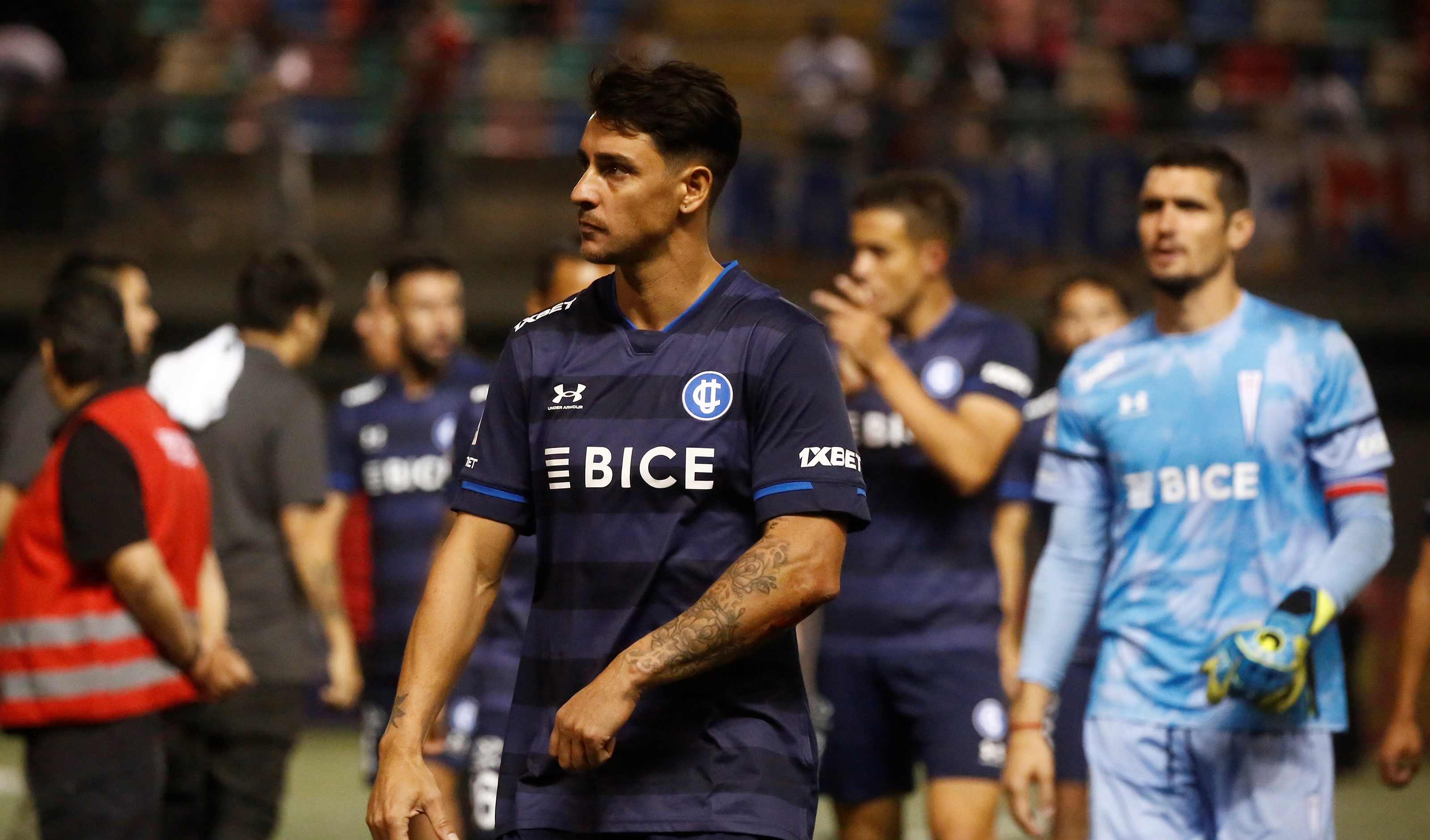 “La Franja”: Universidad Católica se prepara para el clásico contra Colo Colo en Santa Laura