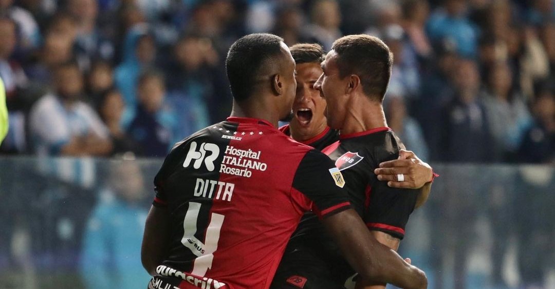 Newell’s venció a Racing de Arias, Opazo y Avilés en Avellaneda