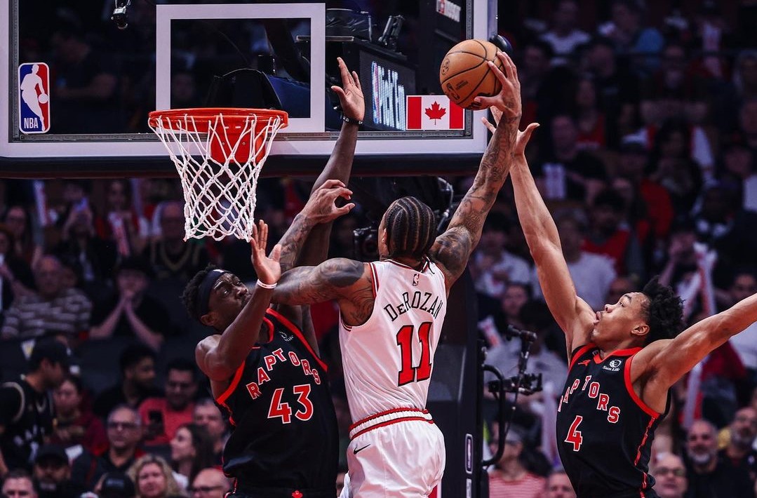 Chicago Bulls logró gran remontada ante Toronto Raptors y sueña con los playoffs de la NBA