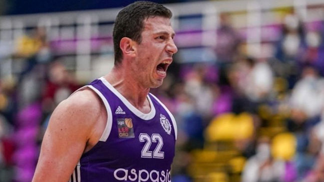 Capitán de Real Valladolid fue expuesto con su vida “poliamorosa” tras posteo del club en Twitter