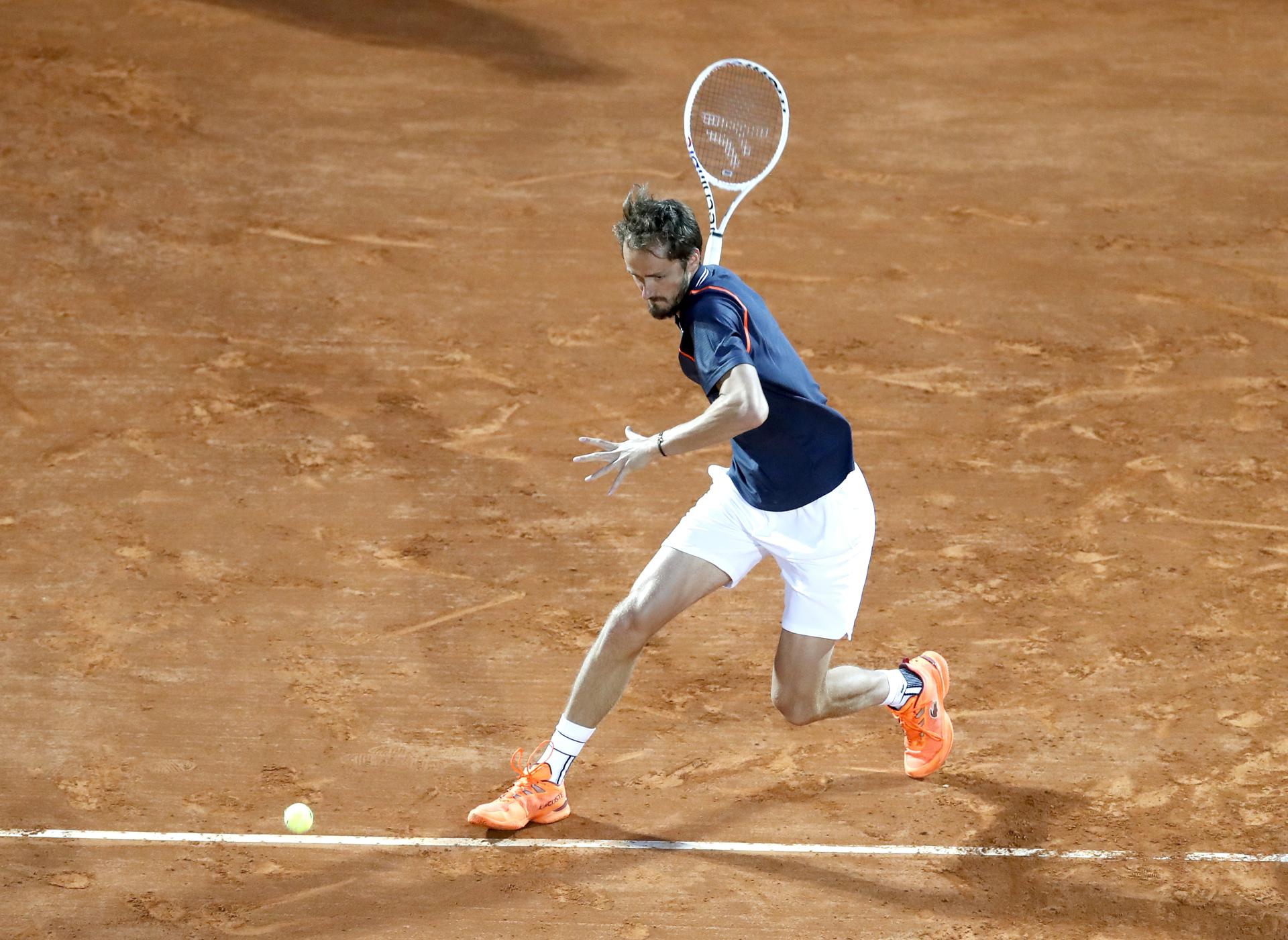 Daniil Medvedev remontó ante Alexander Zverev y se metió en cuartos del Masters de Montecarlo