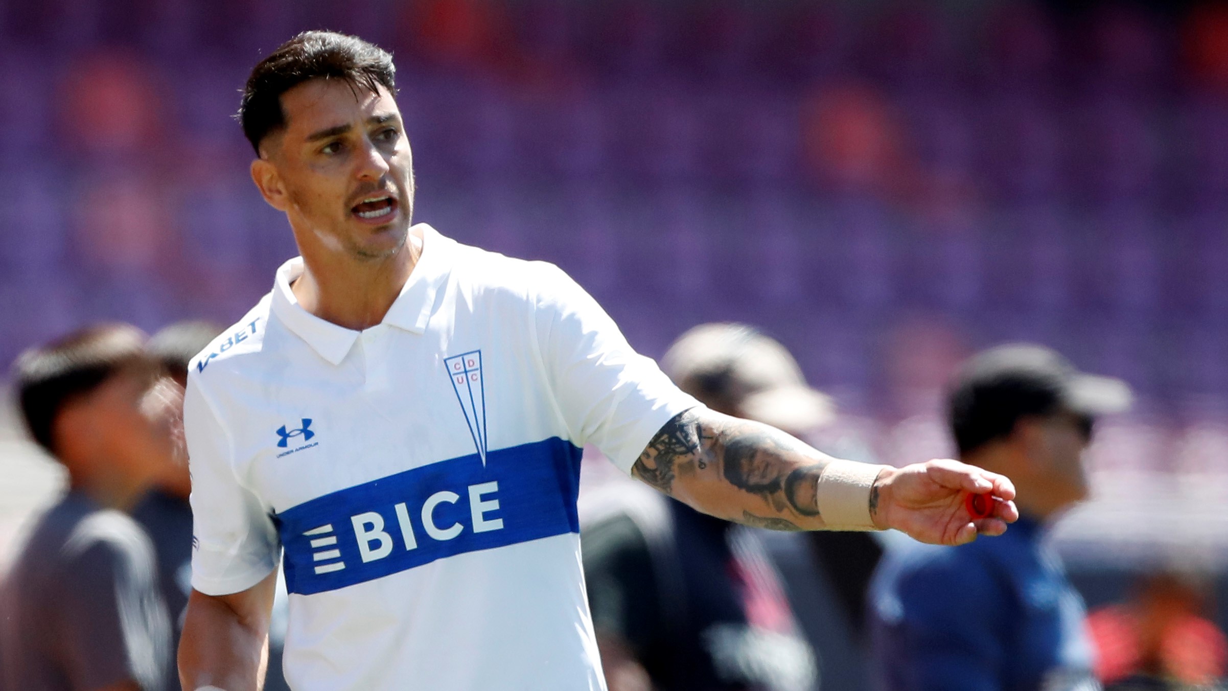 “La Franja”: La UC cuenta las horas para el clásico ante Colo Colo en Santa Laura