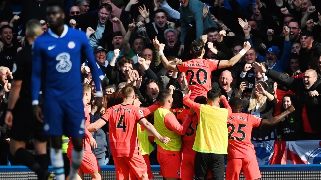 Chelsea no levanta cabeza y perdió con Brighton que contó con un tremendo golazo de Enciso
