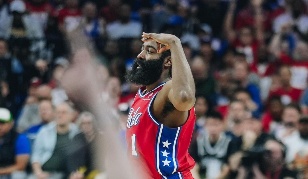 Philadelphia 76ers pego primero a Brooklyn Nets en el inicio de los playoffs de la NBA