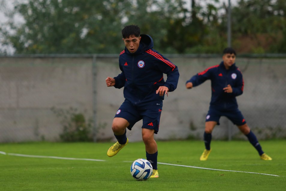 La Roja Sub 17 tuvo su última práctica antes del crucial choque con Venezuela en el Sudamericano