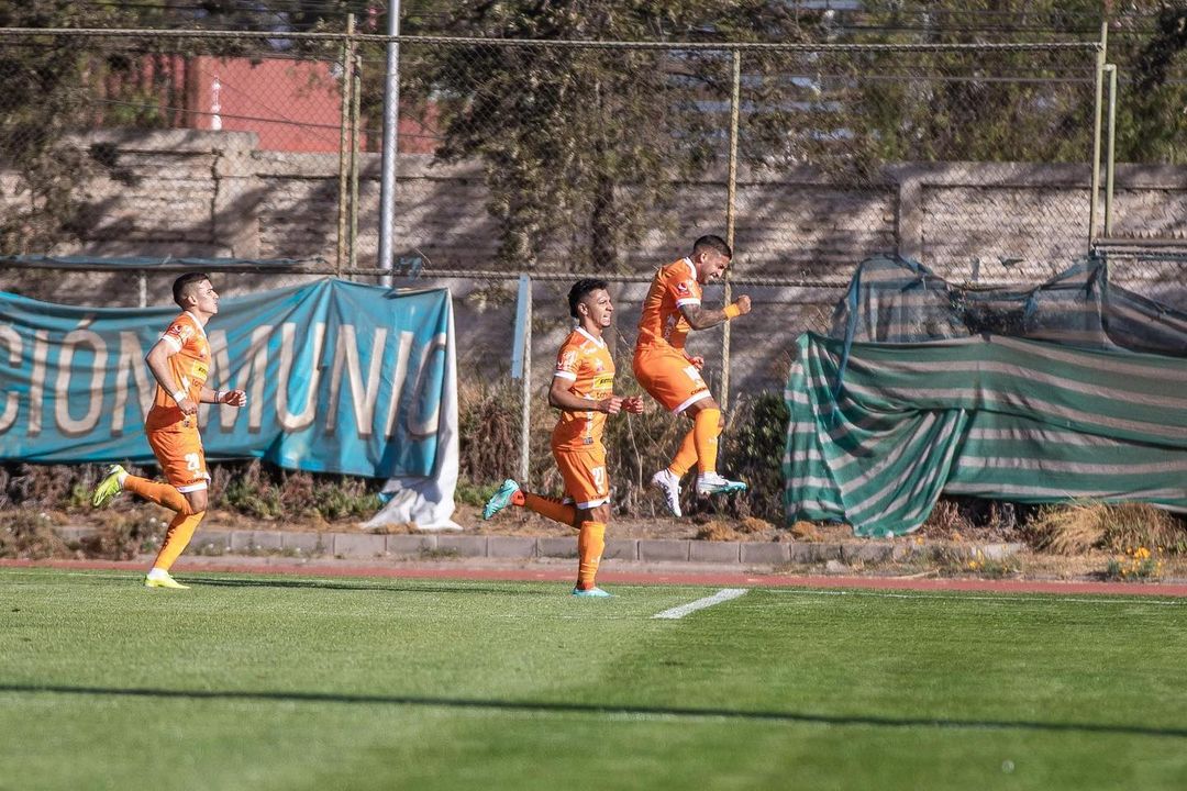 Cobreloa volvió al triunfo con victoria sobre Santiago Morning en la Primera B