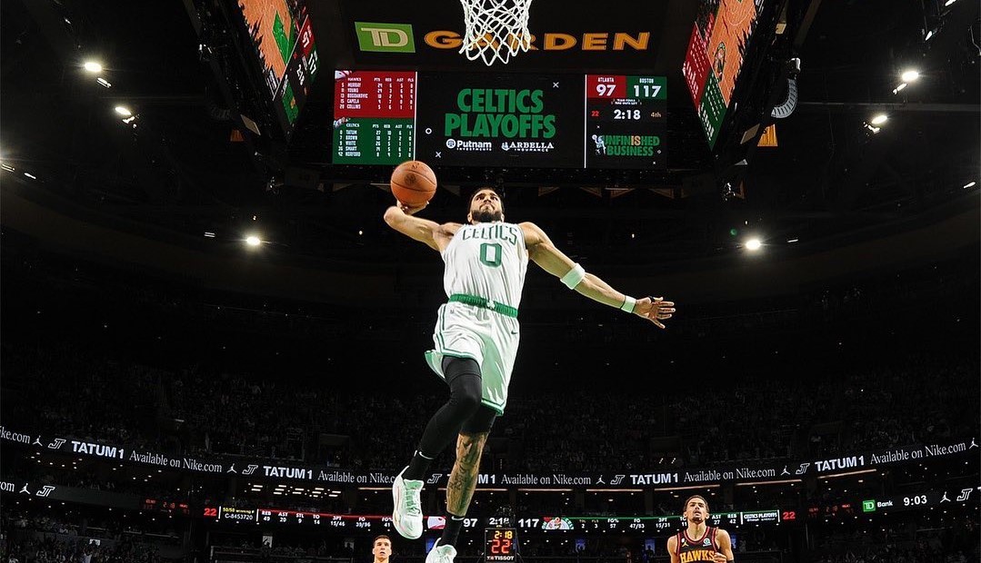 Boston Celtics aumentó su ventaja en el segundo duelo de la serie de playoffs ante Atlanta Hawks