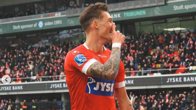 La selección de Perú admitió interés en nominar al danés Oliver Sonne