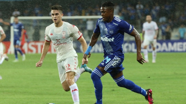 Chilenos Guillermo Soto y Rodrigo Ureña vieron acción este jueves en la Copa Libertadores