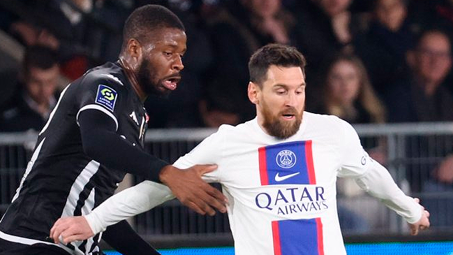 [VIDEO] La grandiosa asistencia de Messi a Kylian Mbappé ante Angers