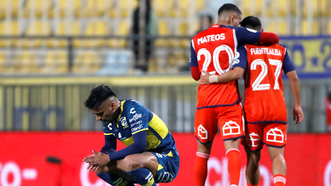 Universidad de Chile derribó como visitante a Everton y se encumbró a lo alto del torneo