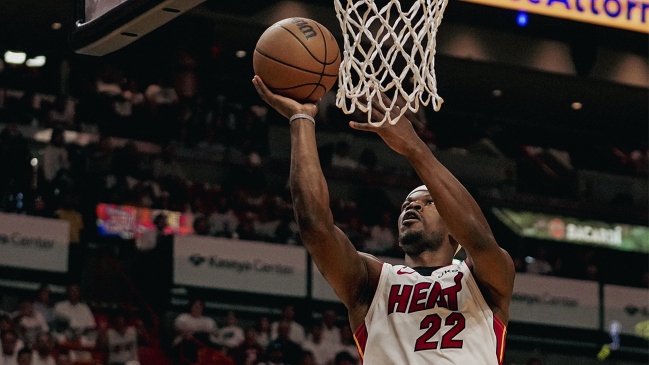 Heat se adelantó en la serie a unos Bucks que extrañan a Antetokounmpo