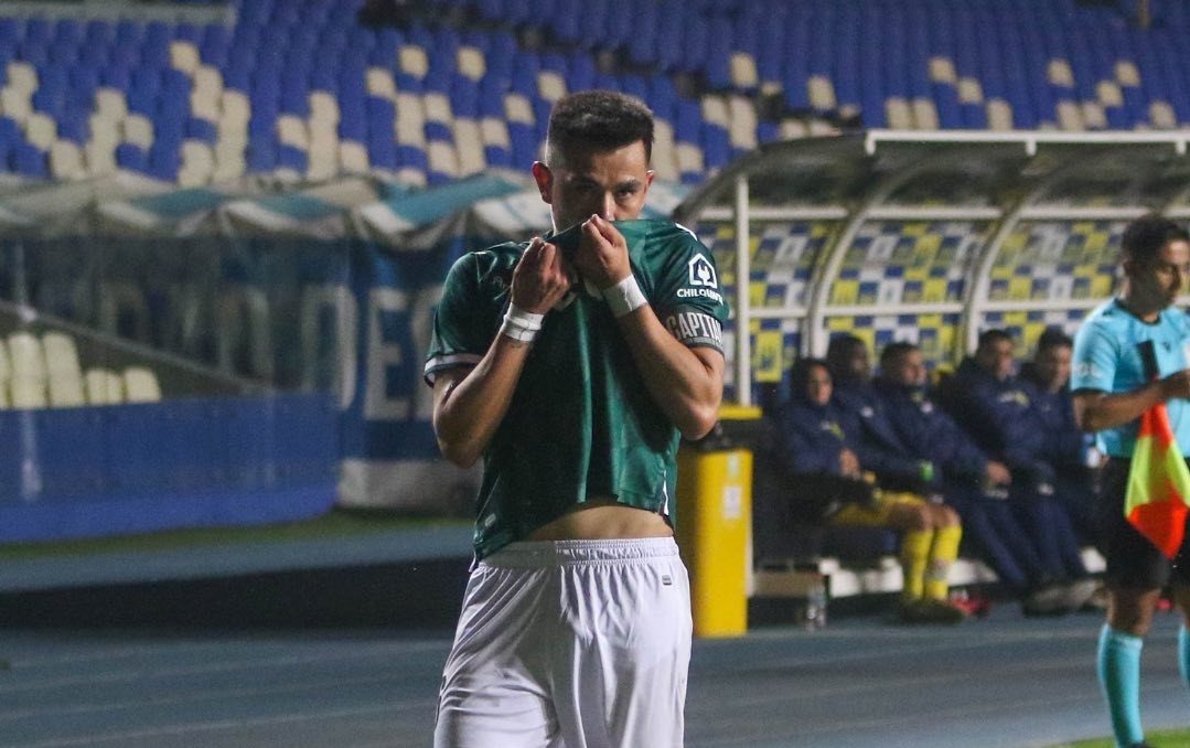 Santiago Wanderers batió a U. de Concepción y tomó respiro en el Ascenso