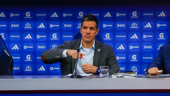 Michael Clark fue reelecto presidente de Azul Azul