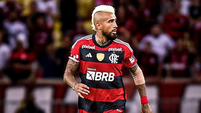 Arturo Vidal aportó una asistencia en la feroz goleada de Flamengo por Copa de Brasil