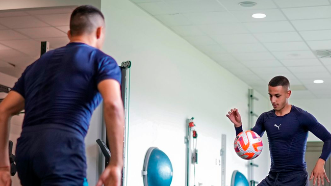 El complejo desafío que enfrentó a Alexis con Bartug Elmaz