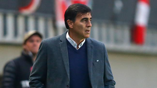 Quinteros: No jugamos bien, debemos mejorar y recuperar para enfrentar a Boca Juniors